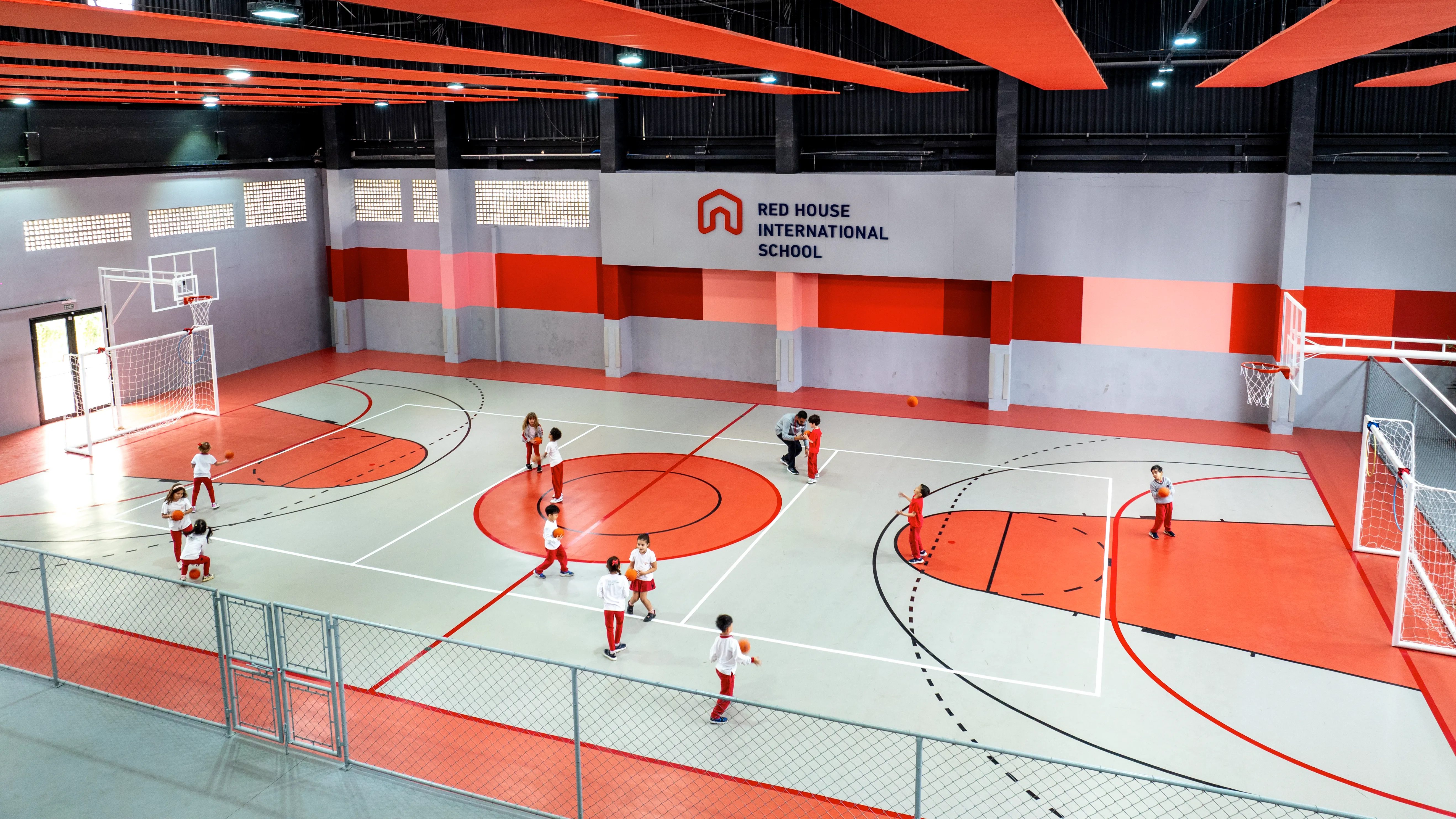 Tatuapé - Escola Internacional Bilíngue | RED HOUSE